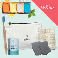 Duschbrocken Reise Essential Set. Enhalten: Duschbrocken Minis, 2 kleine FAIRpackungen, 1 Sisalsäckchen, 1 ZAhnputztabs, 1 Bambus Zahnbürste, 1 Kulturbeutel